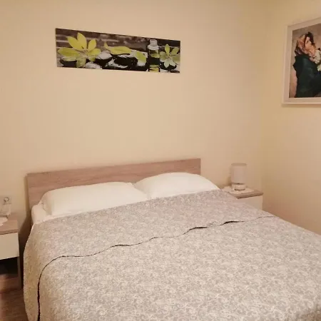 8397b Apartment *