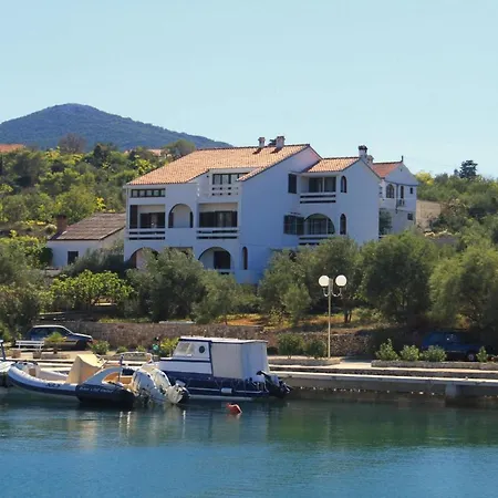 8397b Διαμέρισμα *